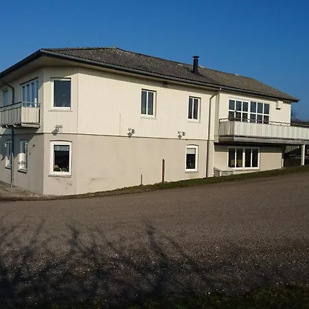 Strandhuset B&B Tranekær