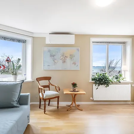 Strandhuset 3* Tranekær