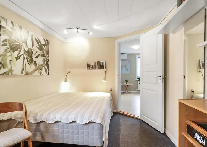 فندق مبيت وإفطار B&B Strandhuset Tranekær